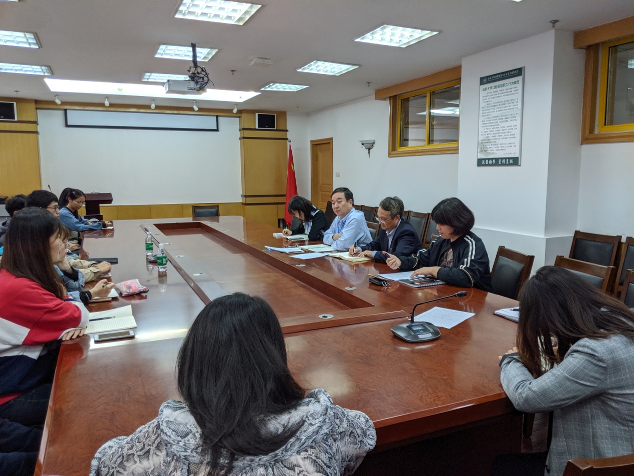 口腔医学院本科生教育教学专题调研会举行